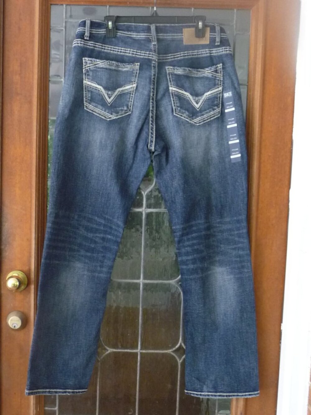 NEW BKE Tyler Relaxed Fit Straight Leg Jeans